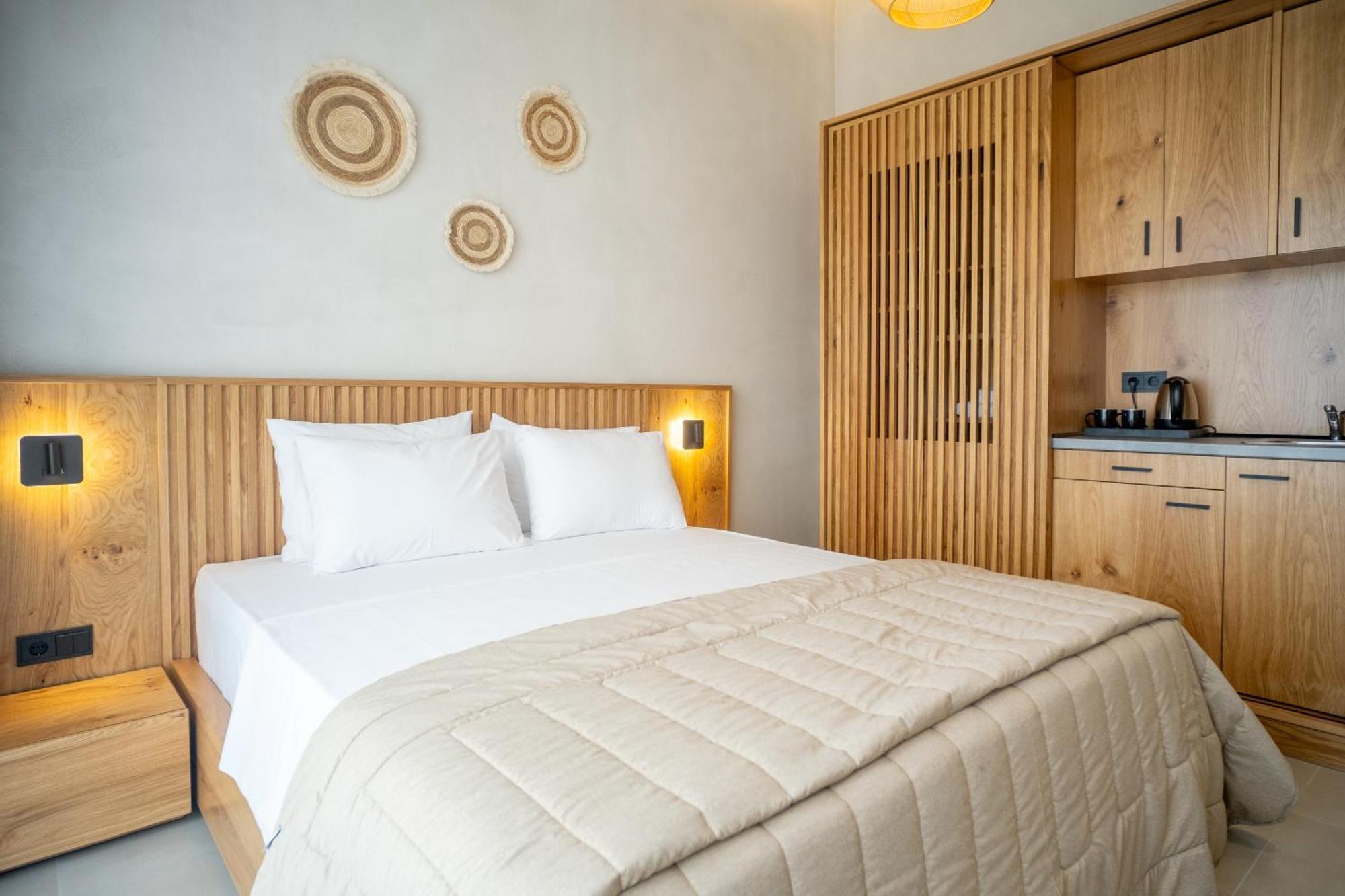 Luminous Luxury Living Aparthotel Kallithea  Buitenkant foto