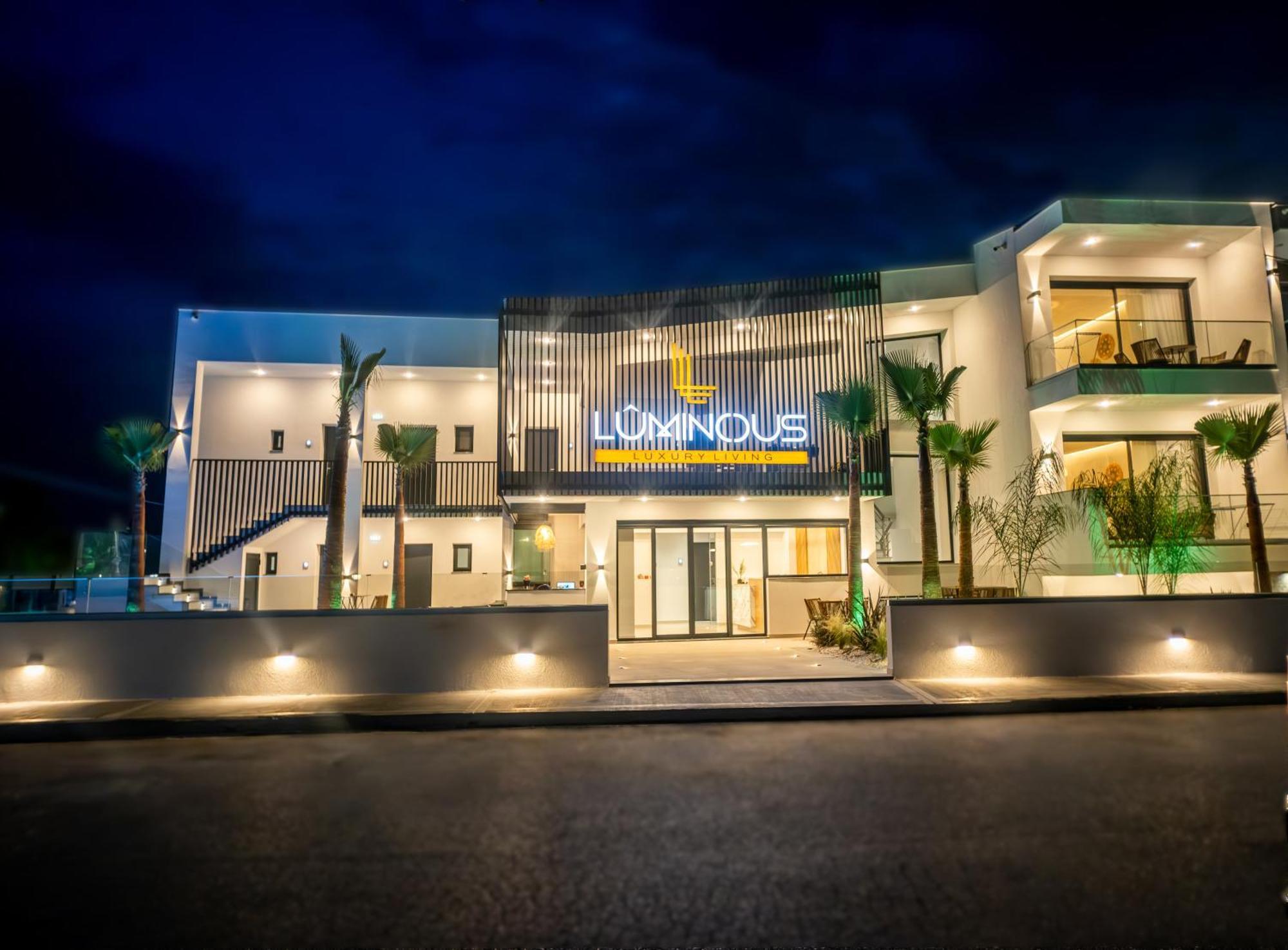 Luminous Luxury Living Aparthotel Kallithea  Buitenkant foto