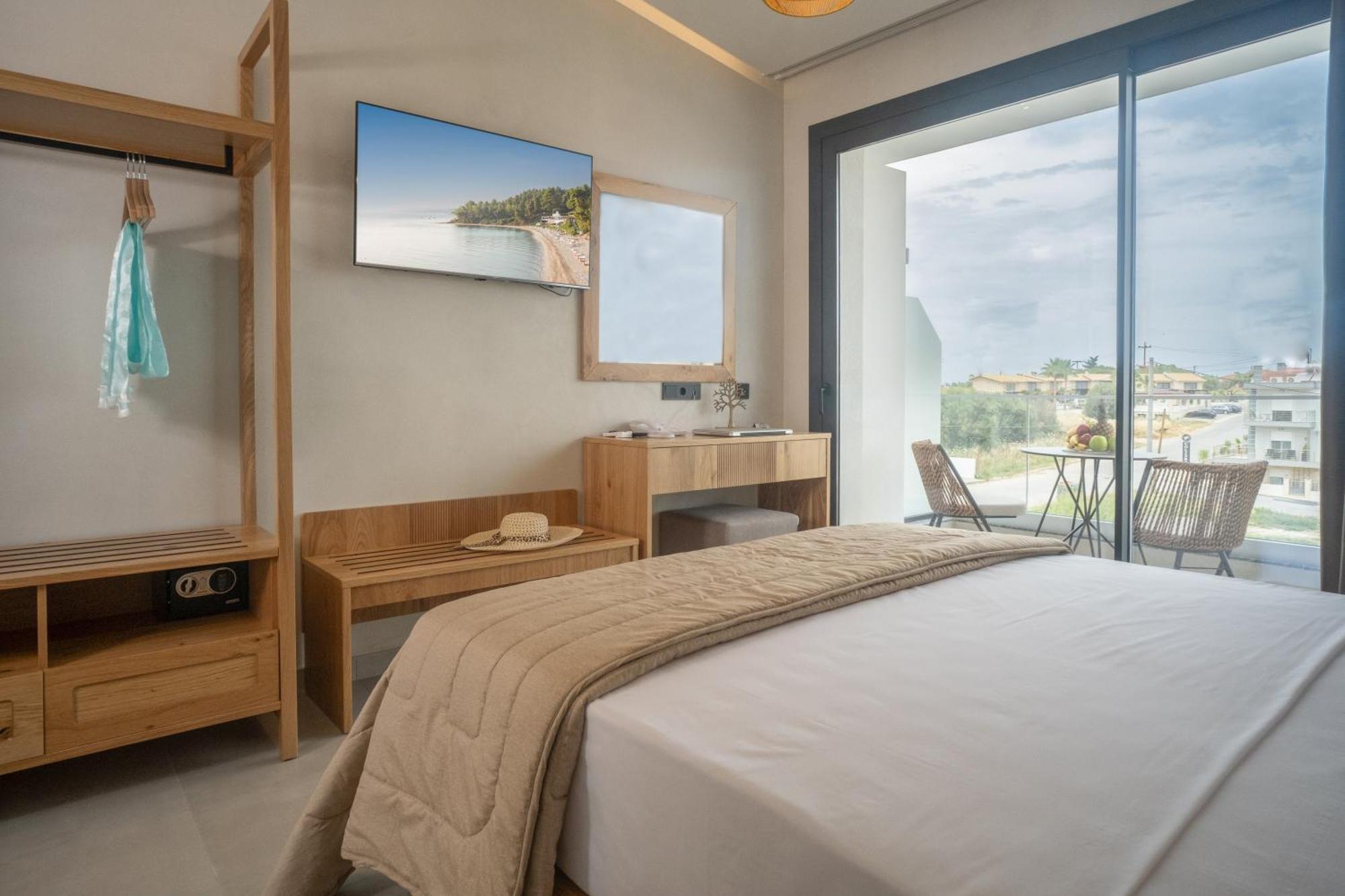 Luminous Luxury Living Aparthotel Kallithea  Buitenkant foto