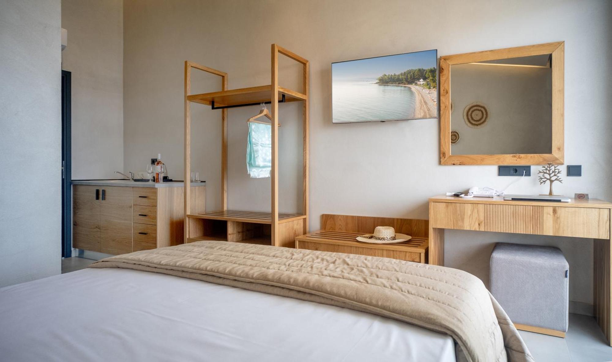 Luminous Luxury Living Aparthotel Kallithea  Buitenkant foto